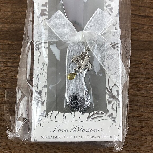 Disney's Kate Aspen Fairy Tale Collection Spreader and Bottle Stopper - Picture 6 of 15